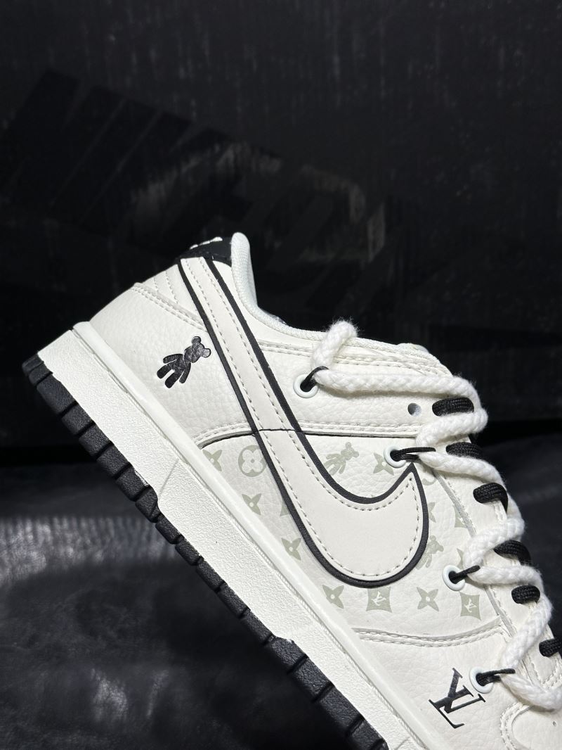 Nike Dunk Shoes